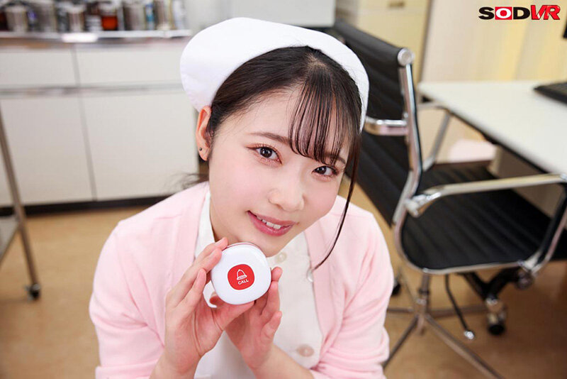 【人気配信旬報 マニア向け情報館】【VR】【8K】おしゃぶり大好き即尺痴女ナース 二葉エマ 画像9