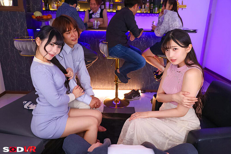 【人気配信旬報 マニア向け情報館】【VR】【8K】(リアル大乱交VR)愛している妻と結婚記念日にハプニングバーに訪れて。 気の強く芯のしっかりした妻が、凄いテクニックのおじさんや凄い巨根の若い男に 弄ばれてヤリマン女に堕とされるまで。俺は知らない女性客とハメを外して-2 画像4
