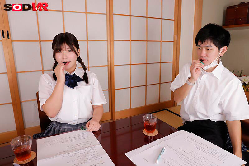 【人気配信旬報 マニア向け情報館】【VR】【8K】憑依!誰にでも優しいクラスの人気者、清楚お嬢様の体をノットリ! 有加里ののか 画像2