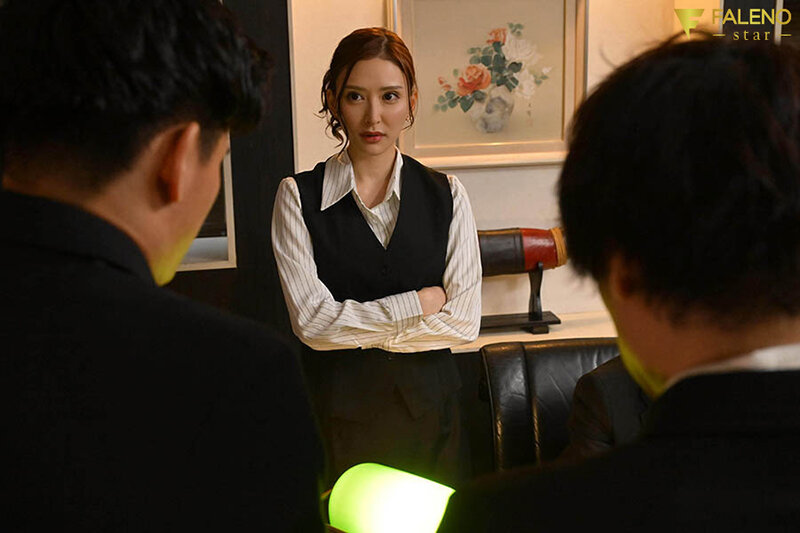 【人気配信旬報 マニア向け情報館】深夜残業中に行列ができるOL中出し肉便器高慢経理を社員総出で孕ませ編 藤井蘭々 画像1