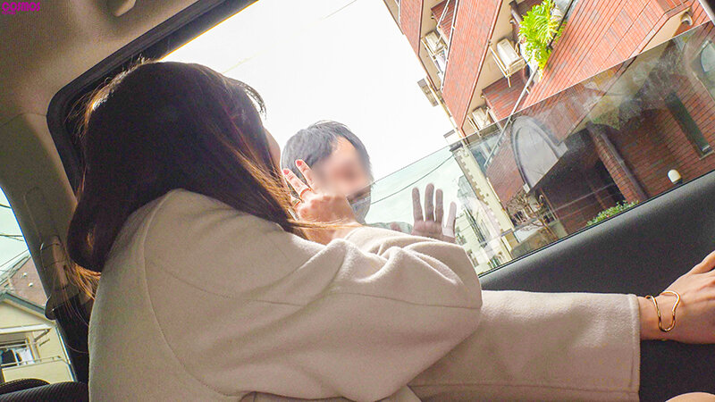 【人気配信旬報 マニア向け情報館】素人妻が一般大学生の自宅にコンドーム1つ渡され一泊一度のゴム姦では満足できず宿泊中2度もガチ中出しを許してしまう騎乗位で痙攣イキするモデル妻 ひかるさん 30歳 画像20