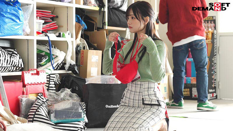 【人気配信旬報 マニア向け情報館】【特典版】宣伝部 松永あかり 初AV出演 画像6