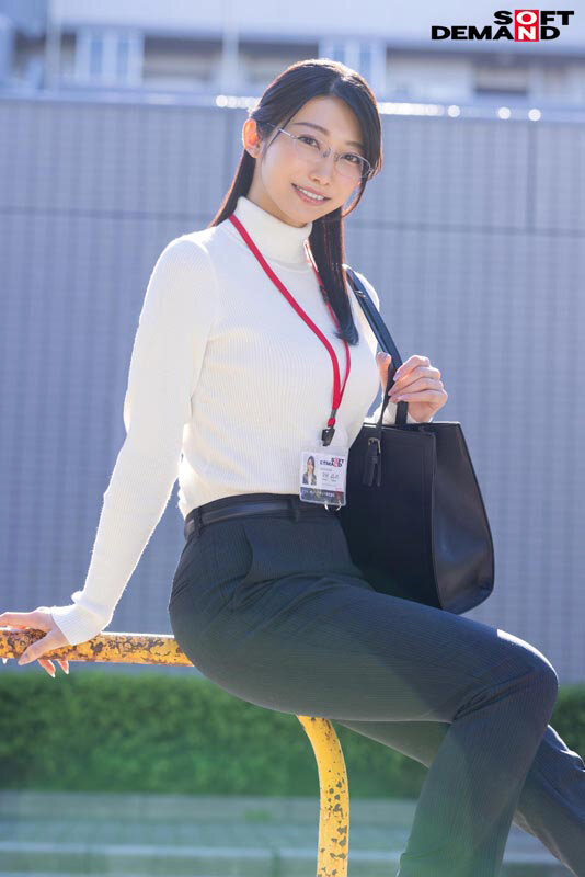【人気配信旬報 マニア向け情報館】【特典版】秘書 守屋よしの 初AV出演 画像3