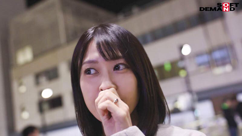 【人気配信旬報 マニア向け情報館】帰宅が遅いのは残業のせい…だけじゃないかも 川崎奈々 36歳 最終章 旦那が知ったら卒倒する本当の願望 他人男10人の大量ぶっかけでバリキャリ人妻の美顔が精子まみれ 画像4