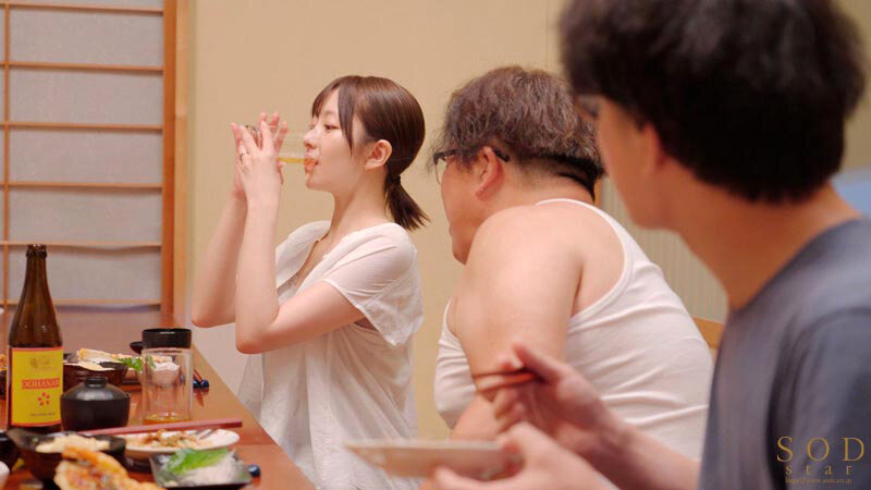 【人気配信旬報 マニア向け情報館】限界集落に赴任した看護師は性欲異常な島民の子種を毎日子宮で受胎している。 青空ひかり 画像3
