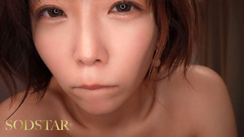 【人気配信旬報 マニア向け情報館】【完全主観×顔面特化】超接近ゼロ距離で寝取られる快感 非常識痴女の囁き小悪魔誘惑逆NTRでチンバグ必須!! 紗倉まな 画像15
