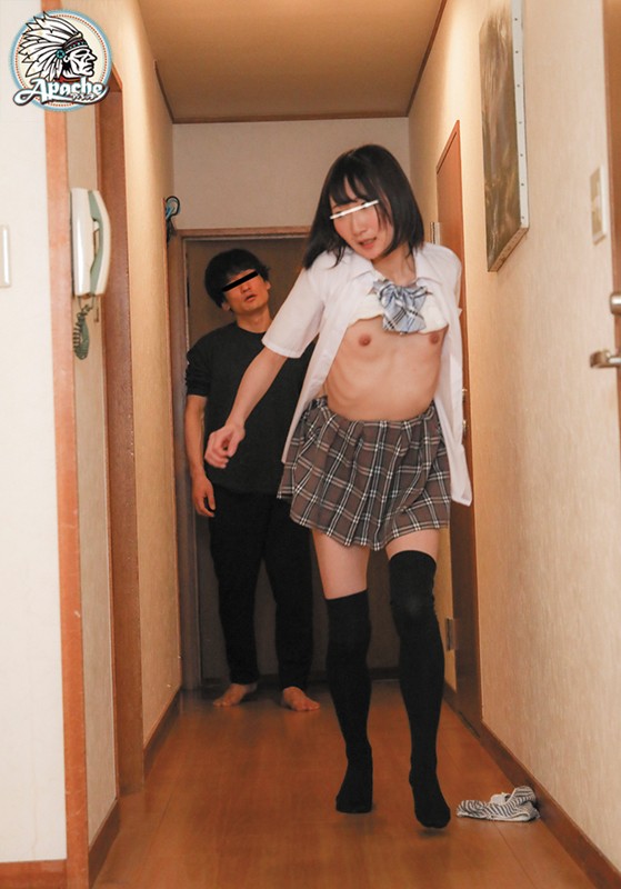 【人気配信旬報 マニア向け情報館】制服×ニーハイ 女子●生 追いかけ回し痴● 画像15
