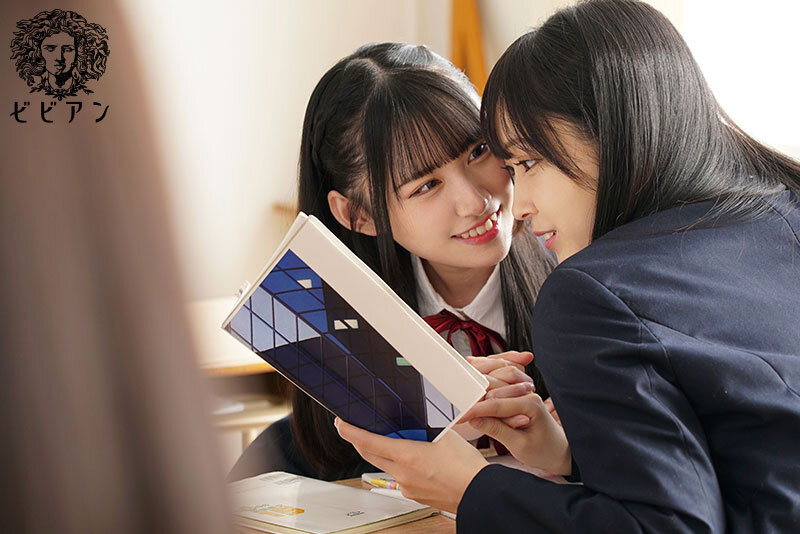 【人気配信旬報 マニア向け情報館】百合妄想していた女子たちの間にまさか私が挟まれるなんて… 推しカップルにW小悪魔挟み撃ちで悶絶レズイキさせられる妄想レズハーレム 赤名いと 天然美月 ゆめ莉りか 画像2