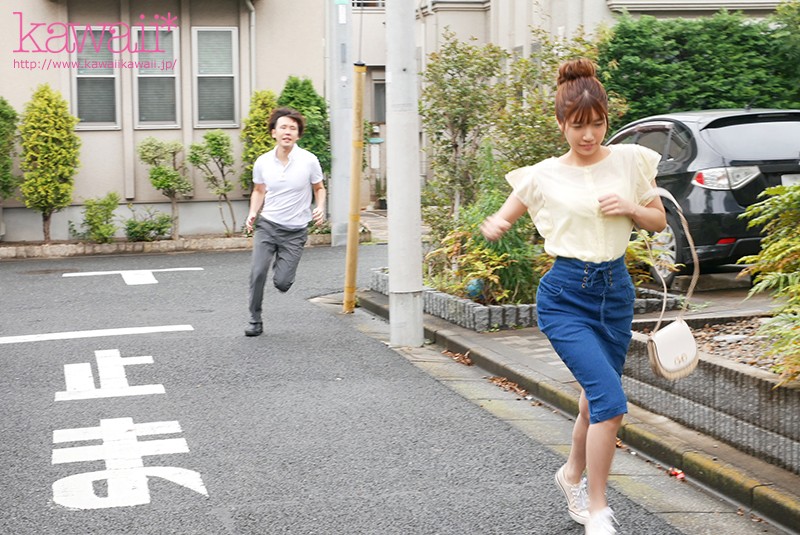 【人気配信旬報 マニア向け情報館】大阪LOVERS「私が忘れさせてあげる…」 子猫のようなやつでこざかしい程に優しくて実直で、でもセックスは感情剥き出しで…懐に飛び込んできて僕の心に棲みついてしまったんだ。 樋口みつは 画像7