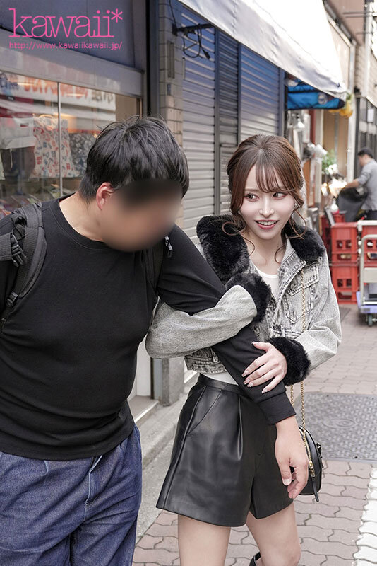 【人気配信旬報 マニア向け情報館】ハイボール大好き!伊藤舞雪が素人男性お持ち帰り逆ナンパ ヤればヤるだけ性欲増殖!ラストはAV男優呼び出し酔って笑ってハメまくる泥●ハシゴSEX 画像1