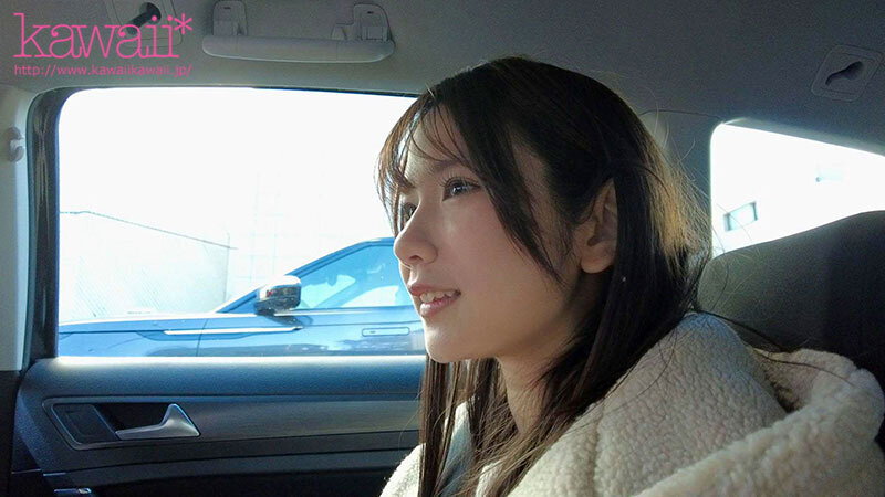 【人気配信旬報 マニア向け情報館】この子、枕で飯食ってた献上系アイドルです…。 性接待で鍛えられ、気づけば生勃起ちんちん見ただけでマン汁だらだら性欲モンスターに!実は超AV向きなカラダな変態娘ちゃんがこっそりAV出演! 橘いおり 画像1