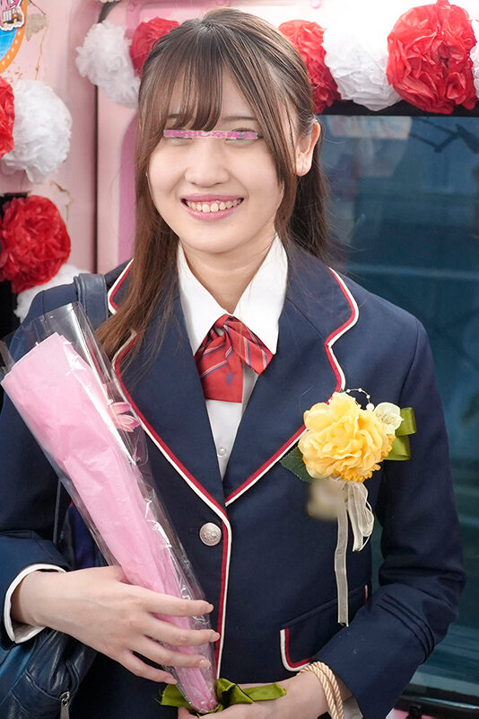 【人気配信旬報 マニア向け情報館】マジックミラー便 3分前まで女子○校生！～2025年～卒業式直後に初めての素股編 顔出し解禁！総勢20人全員SEXスペシャル！ギンギンに勃起したち○ぽを赤面まんコキ！恥じらいながらも濡れてしまった10代うぶオマ○コにヌルっと挿入で激イキ絶頂！！2枚組10時間！！ 画像2