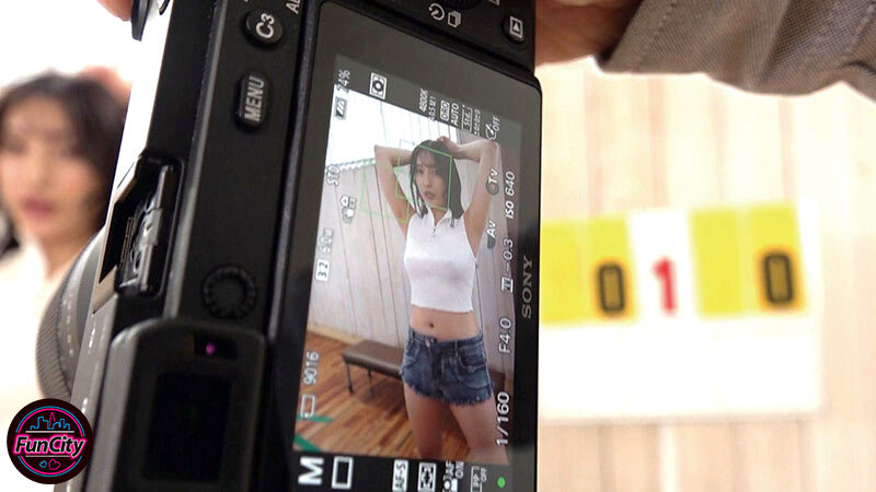 【人気配信旬報 マニア向け情報館】実写版 美人教師は羞恥の虜 森沢かな 画像8