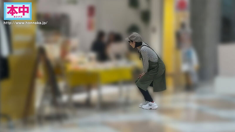 【人気配信旬報 マニア向け情報館】いいなり就活生 企業の採用担当の僕の元に呼べばすぐ来る女子大生を同学年の彼氏とはしない中出しで寝取ってやった 虹村ゆみ 画像5