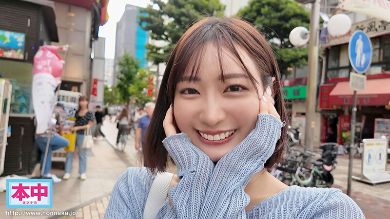 【人気配信旬報 マニア向け情報館】横浜デートして、野外キスして、イチャついて流れでラブホに入って一発射精してももう1回ヤリたい… ノーカットハメ撮り中出し2本番と顔射。美谷朱音と休日のプライベートSEX120分 画像1