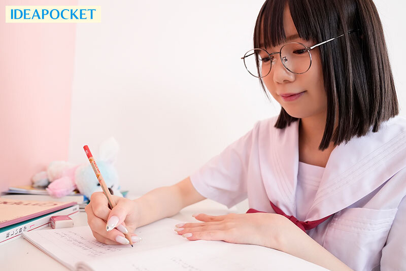 【人気配信旬報 マニア向け情報館】ロリ美少女輪● クラスメイト全員に嫌われ廻された小さないじめられっこ。 日向由奈 画像1