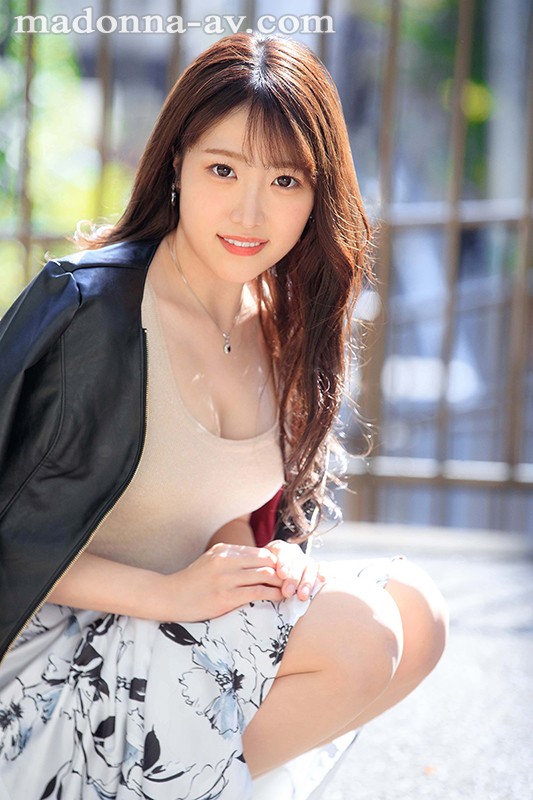 【人気配信旬報 マニア向け情報館】表参道で働く抜け感抜群のオシャレ美人妻 西村綾香 26歳 AV DEBUT 画像2