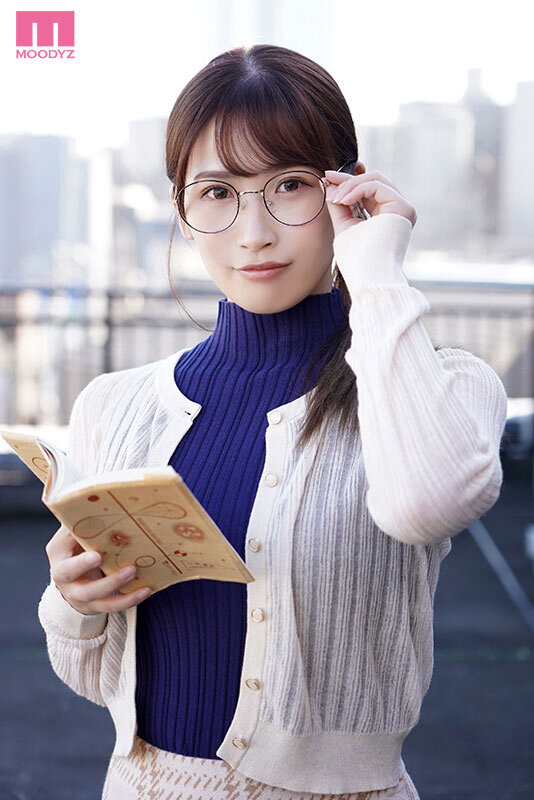 【人気配信旬報 マニア向け情報館】地味そうに見える文系女子がある日、ヤリサーの新歓コンパに来てしまった。見た目とは裏腹にお酒を飲むと物凄いケダモノ肉食で朝まで10発中出しマラ喰いスプラッシュ大乱交 美園和花 画像1