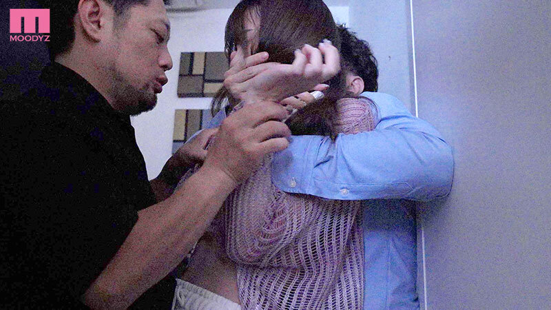 【人気配信旬報 マニア向け情報館】あの子は誰だ。 ネット動画とSNSでバズった可愛いあのJDの自宅の住所を特定して待ち伏せ追跡追い詰めレ×プ 宮下玲奈 画像2