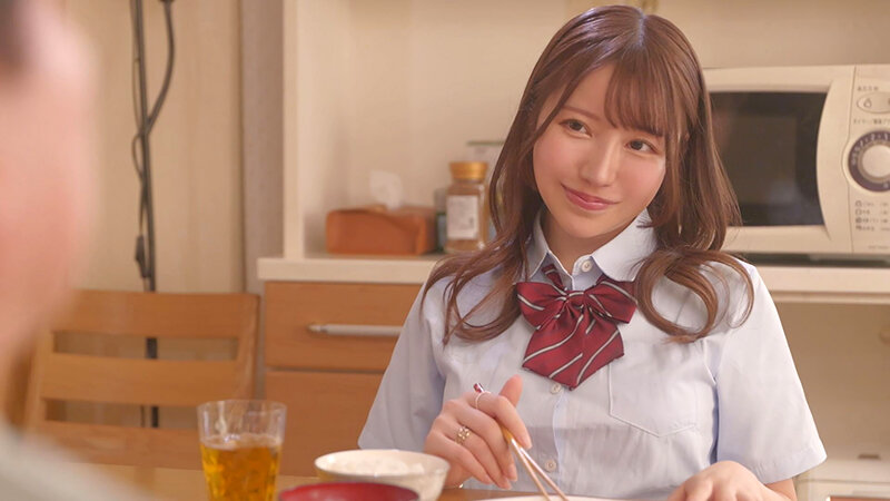 【人気配信旬報 マニア向け情報館】連れ子のプリ尻ヤリギャルJ系は年中性欲ノンストップ!妻がいようと構わず種搾りプレスでボクの子種を摂取し続ける逆家庭内NTR 流川莉央 画像14