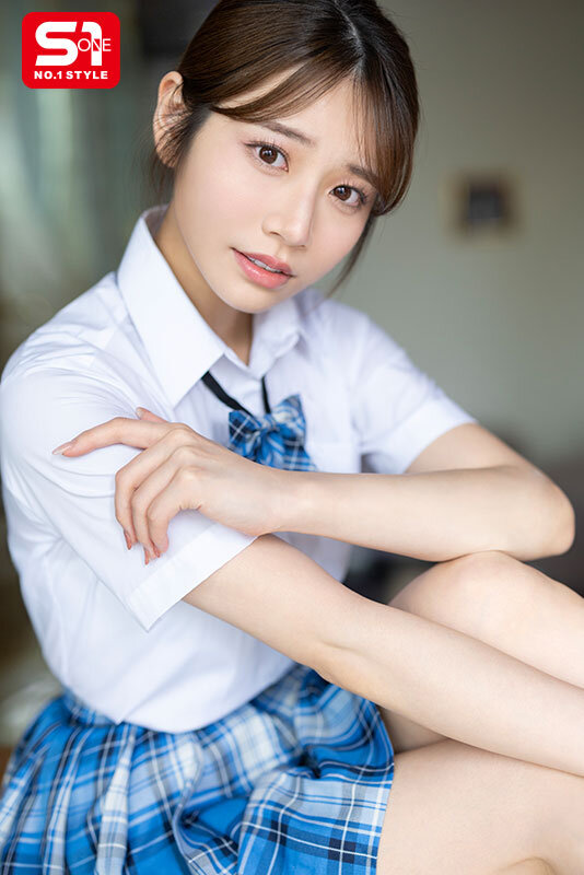 【人気配信旬報 マニア向け情報館】超A5ランクの女子●生を紹介します。 ハイスペ女学生17名と制服着たままセックス7時間 画像1