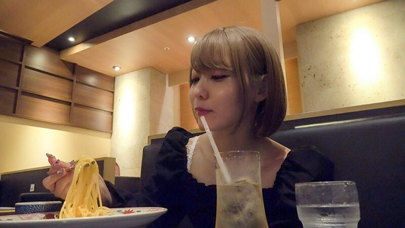 【人気配信旬報 マニア向け情報館】恋人いちゃラブドキュメント クールなスレンダードM娘 藍瀬ミナちゃんと1日イチャイチャデート 画像2