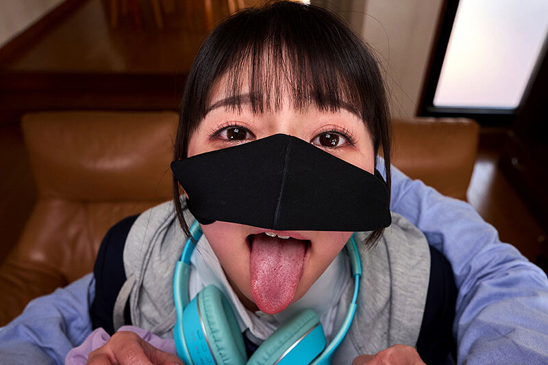 【人気配信旬報 マニア向け情報館】【VR】周りとは群れない黒マスク学生 上下の蒸れたオクチに何でもし放題 画像8