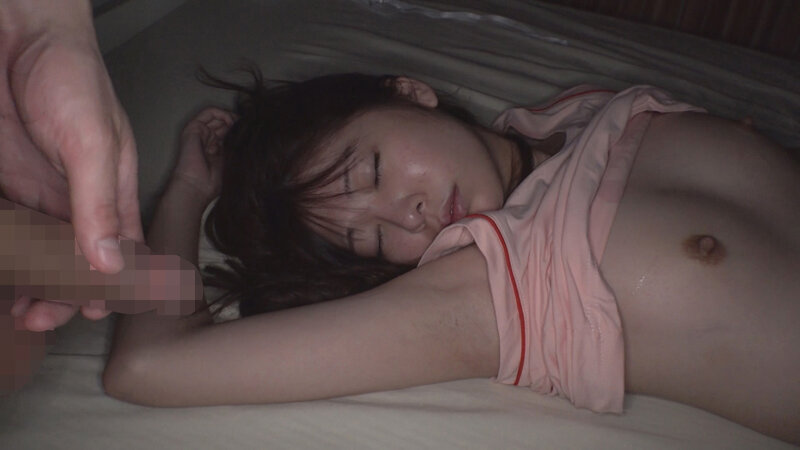 【人気配信旬報 マニア向け情報館】家宅侵入。部屋でスヤスヤと眠る少女にこっそり悪戯して、バレずに生挿入。そのまま精液注ぎ込み中出し種付けガチ孕ませ。 画像9