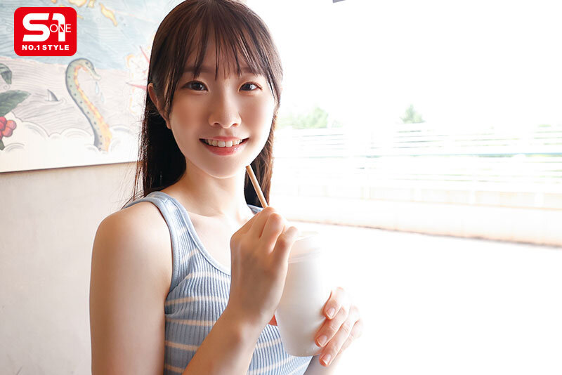 【人気配信旬報 マニア向け情報館】ありえないほど白いスタイル少女の一泊二日ヤリまくり温泉デートで生々しい素丸出し性交 白上咲花 画像1