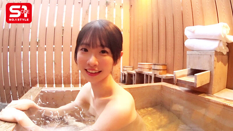 【人気配信旬報 マニア向け情報館】ありえないほど白いスタイル少女の一泊二日ヤリまくり温泉デートで生々しい素丸出し性交 白上咲花 画像7