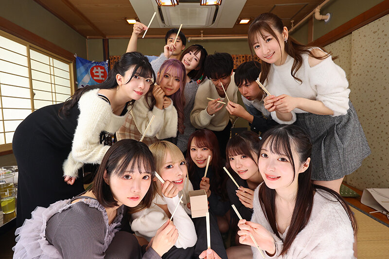 【人気配信旬報 マニア向け情報館】【VR】【8K VR】パコサー飲み会VR!! 居酒屋貸し切りでヤリヤリサワー飲んでハイパー乱交VR ~忘れられないサークル飲み会in 城南みずほ台大~ 画像6