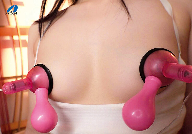 【人気配信旬報 マニア向け情報館】CHIKU-BITCH ピンピン乳首でイクまで終わらない乳首ビンビンSEX 桐谷すずね 画像13